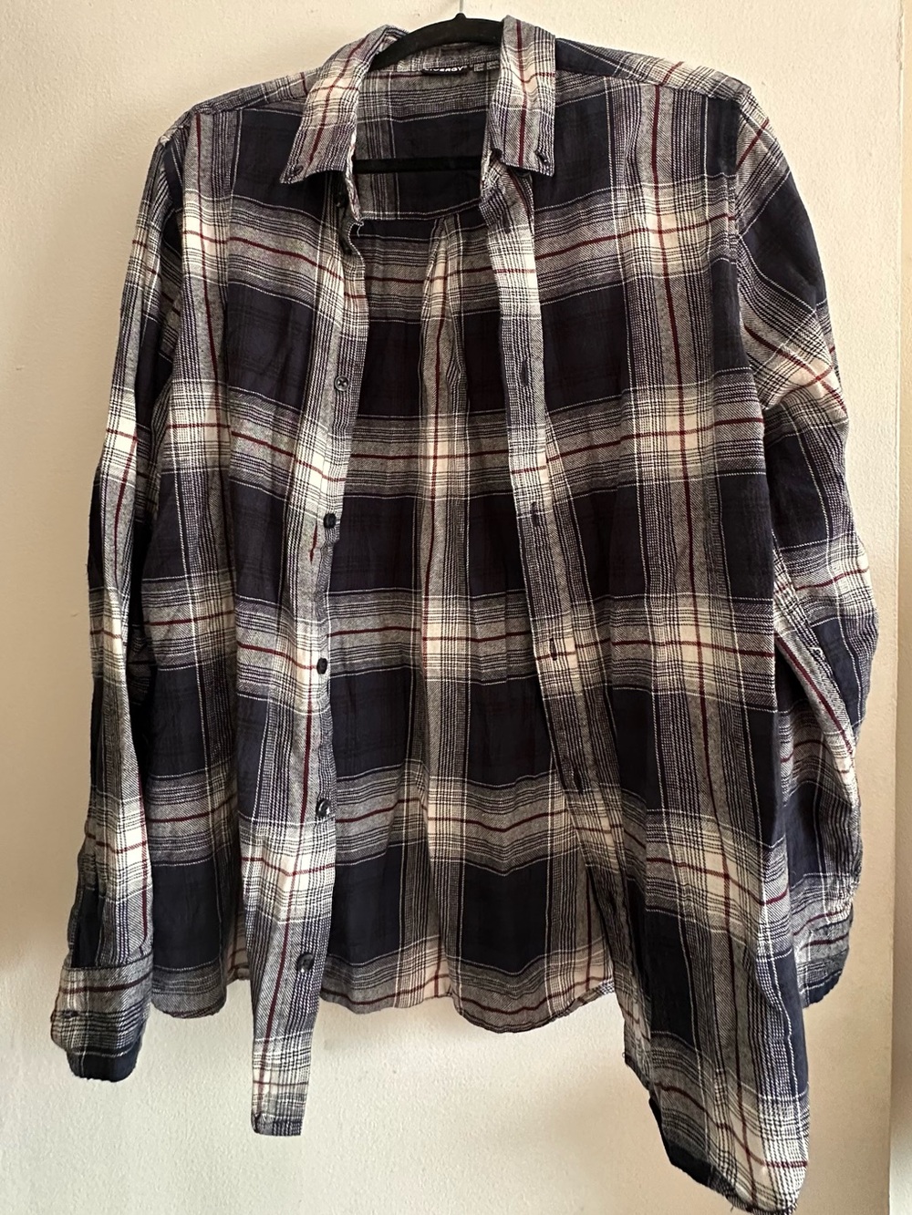 Casual Navy & White Plaid Button-Down Shirt
